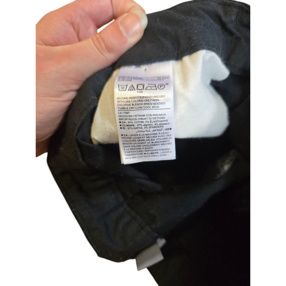 Old Navy plain black shorts with pockets, size 4 - Picture 4 of 4
